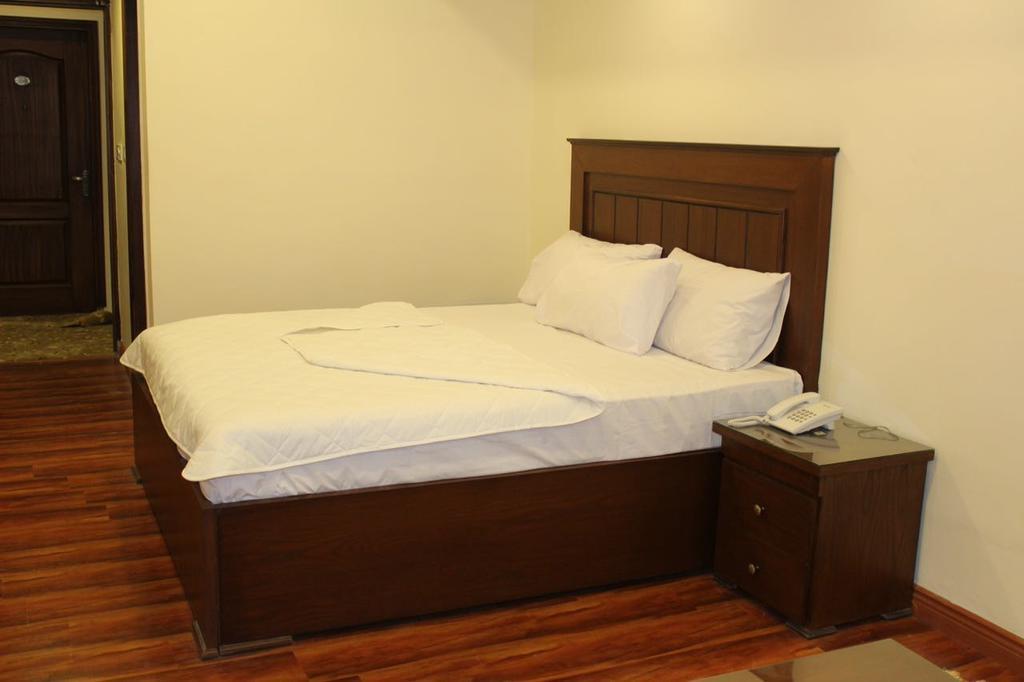 Hotel Diplomat อิสลามาบัด ภายนอก รูปภาพ