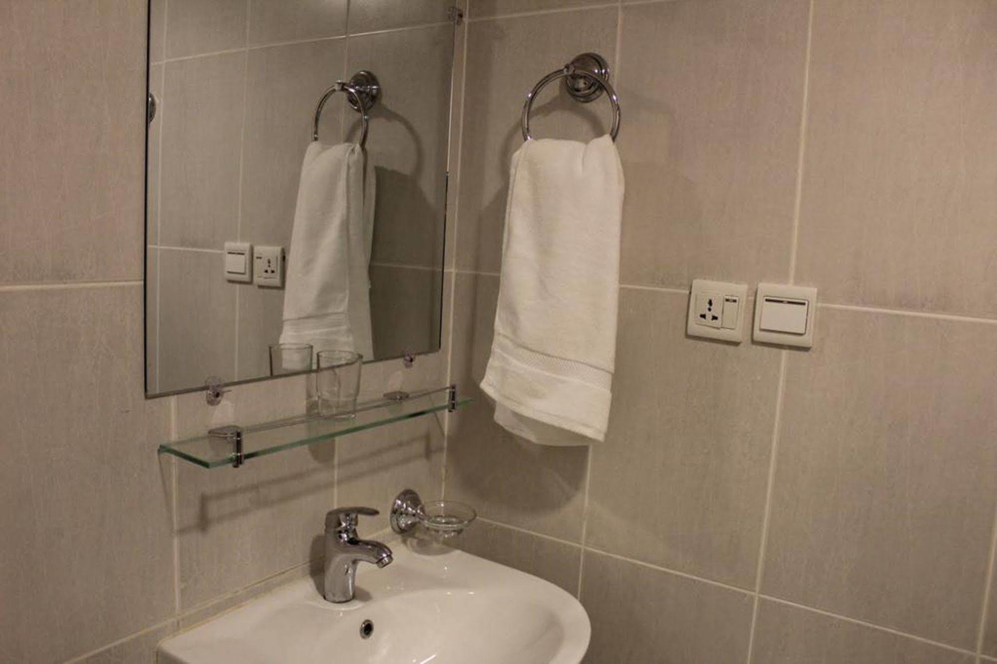 Hotel Diplomat อิสลามาบัด ภายนอก รูปภาพ