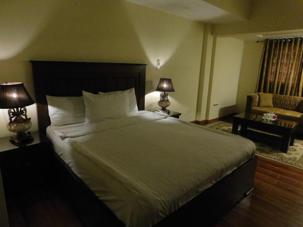 Hotel Diplomat อิสลามาบัด ภายนอก รูปภาพ